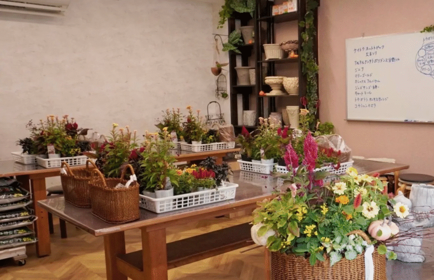 "記念作品展"と"体験型ワークショップ"を八尾プリズムホールで開催