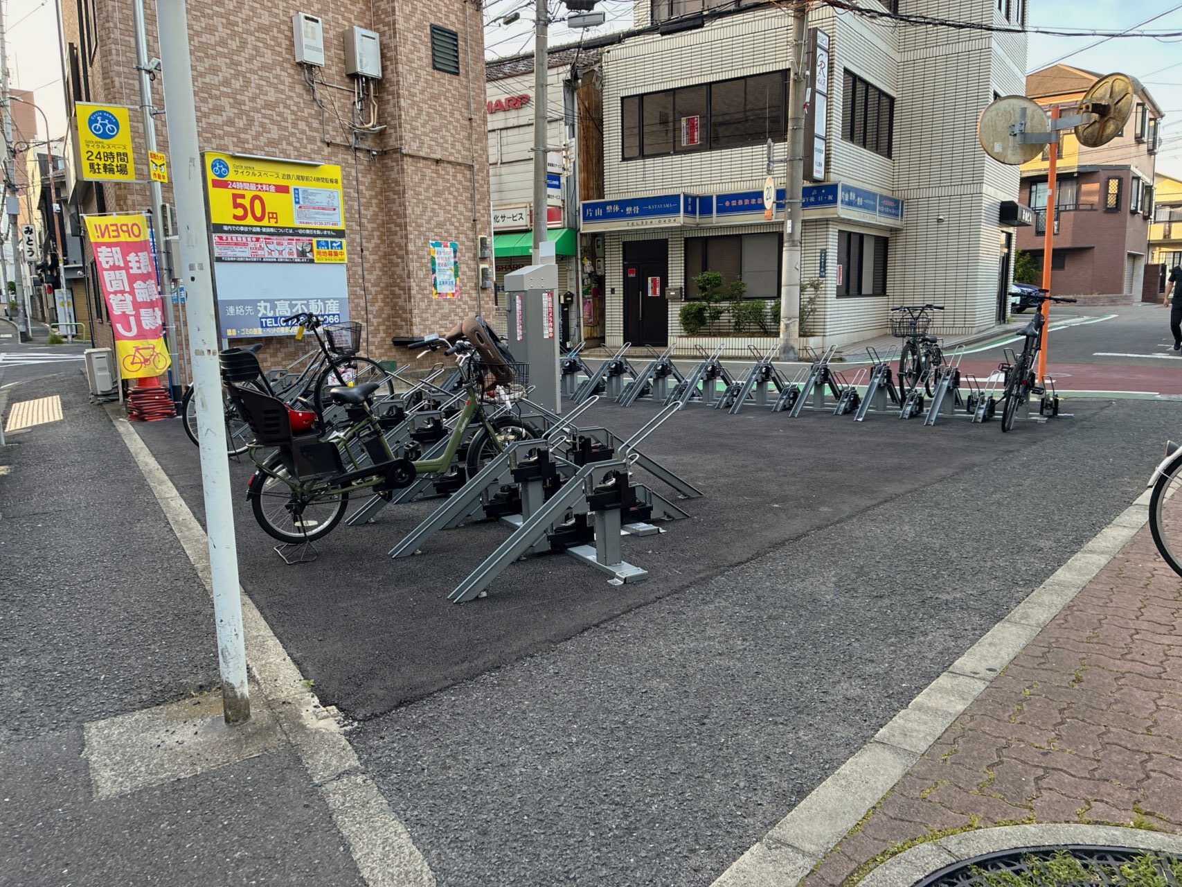 東本町に50円駐輪場
