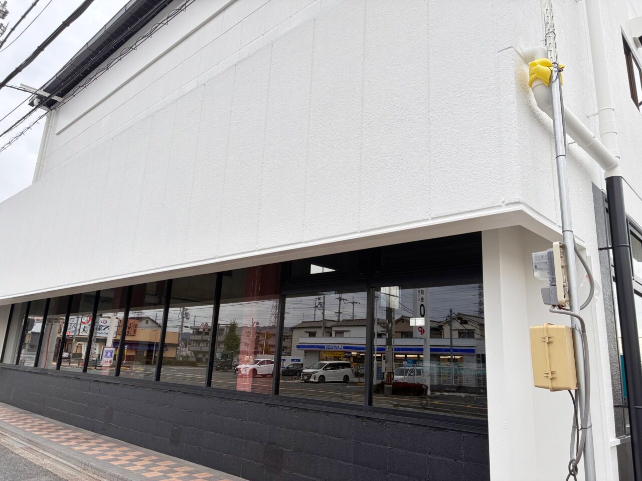 神座高美町にオープン